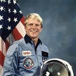 George Nelson (astronaut)