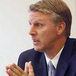 Tim Cahill (politician)