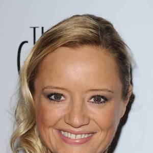 Lucy Davis - Age, Birthday, Biography, Movies, Family & Facts | HowOld.co