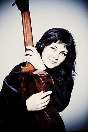 Irina Kulikova (classical guitarist)