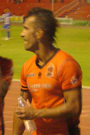 Douglas Rodrigues (footballer)