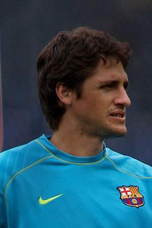 Edmílson (footballer born 1976)