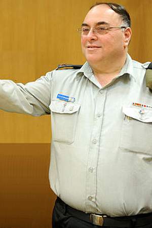 Avi Benayahu