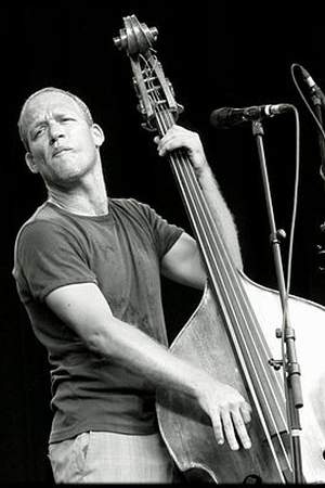 Avishai Cohen (bassist)