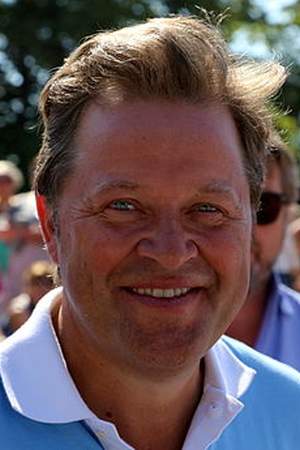 Arne Hjeltnes