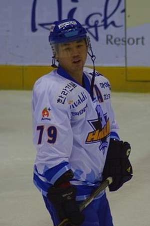 Alex Kim (ice hockey)