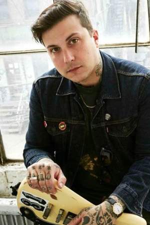 Frank Iero - Age, Birthday, Biography, Movies, Albums & Facts | HowOld.co