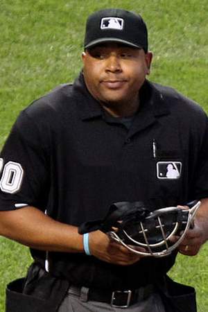 Adrian Johnson (umpire)