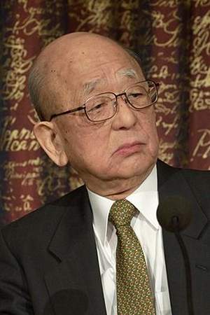 Akira Suzuki (chemist)