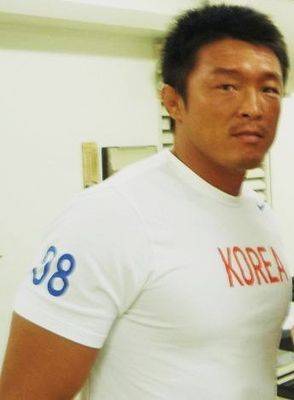 Yoshihiro Akiyama