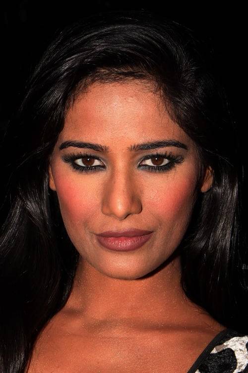 Poonam Pandey - Age, Birthday, Biography & Facts | HowOld.co
