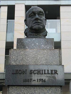 Leon Schiller