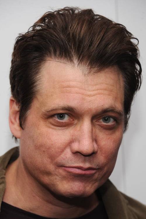 Holt McCallany