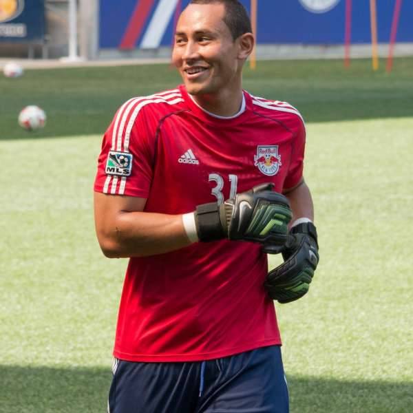 Luis Robles