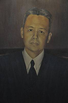 José Abad Santos