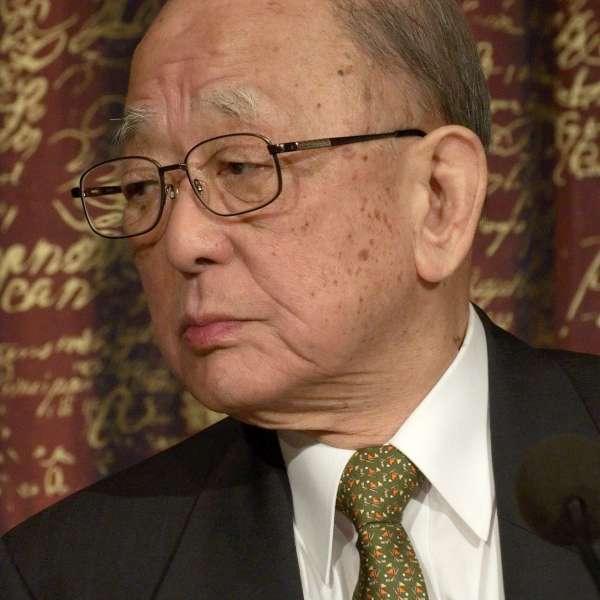 Akira Suzuki